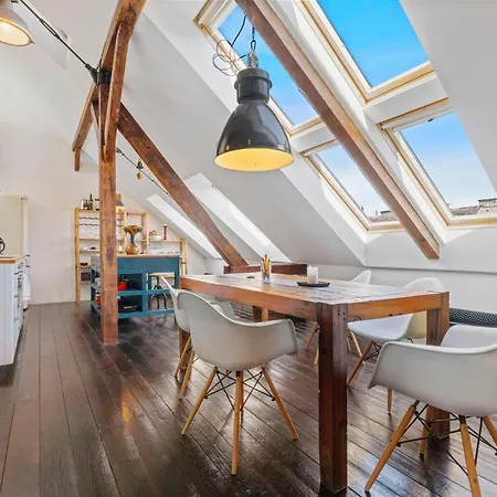 Amazing Loft With Terrace In Centre *