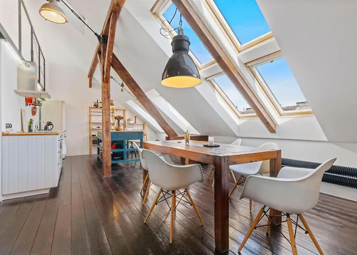 Amazing Loft With Terrace In Centre *